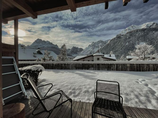 - Hotel 4*