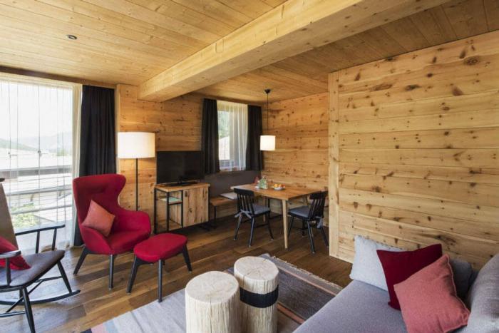 Hotel - 4*